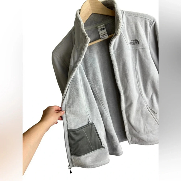 The North Face • Morningside Zip Up Fleece Jacket - Picture 5 of 10